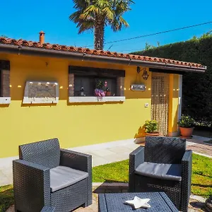 La Brigata Yellow House , Cavallino-Treporti Italia